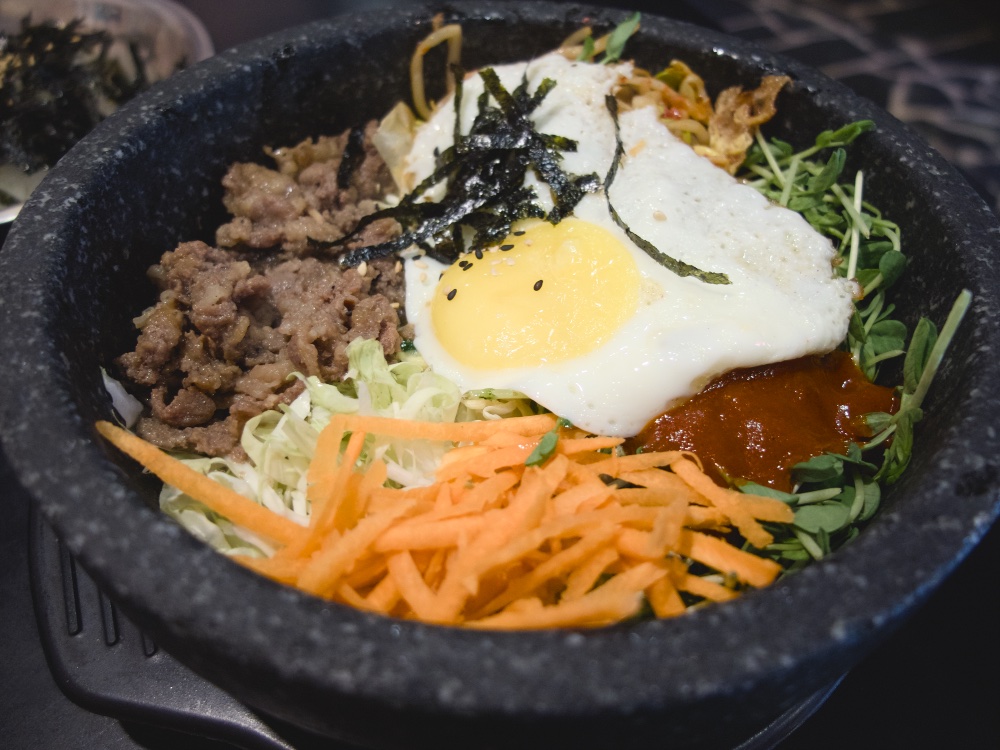韓歐尼 牛肉石鍋拌飯