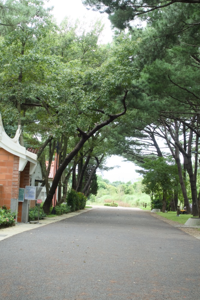 八塊厝民俗藝術村